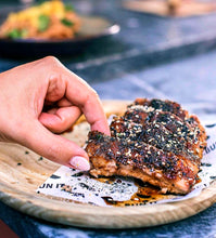 Load image into Gallery viewer, White/Kraft Greaseproof Paper Printed in 1 Ink 28x31cm - 3000 units