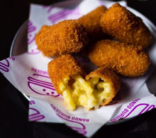 Load image into Gallery viewer, White/Kraft Greaseproof Paper Printed in 1 Ink 28x31cm - 3000 units